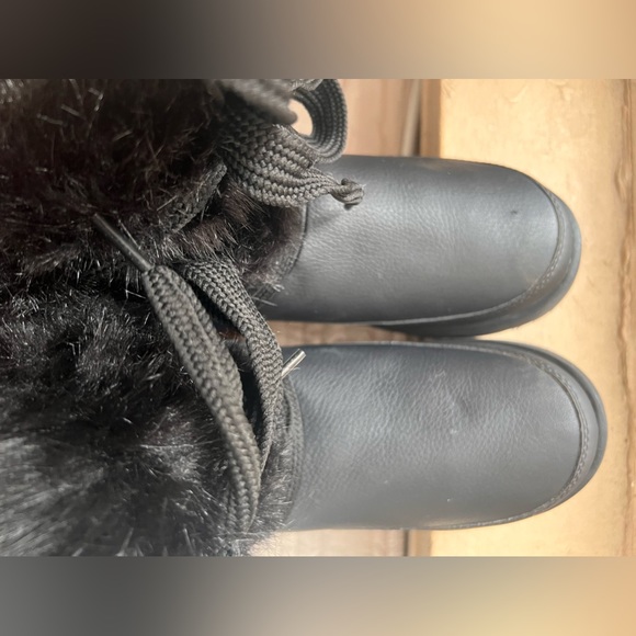 Ugg Gracie waterproof boots - Picture 8 of 10